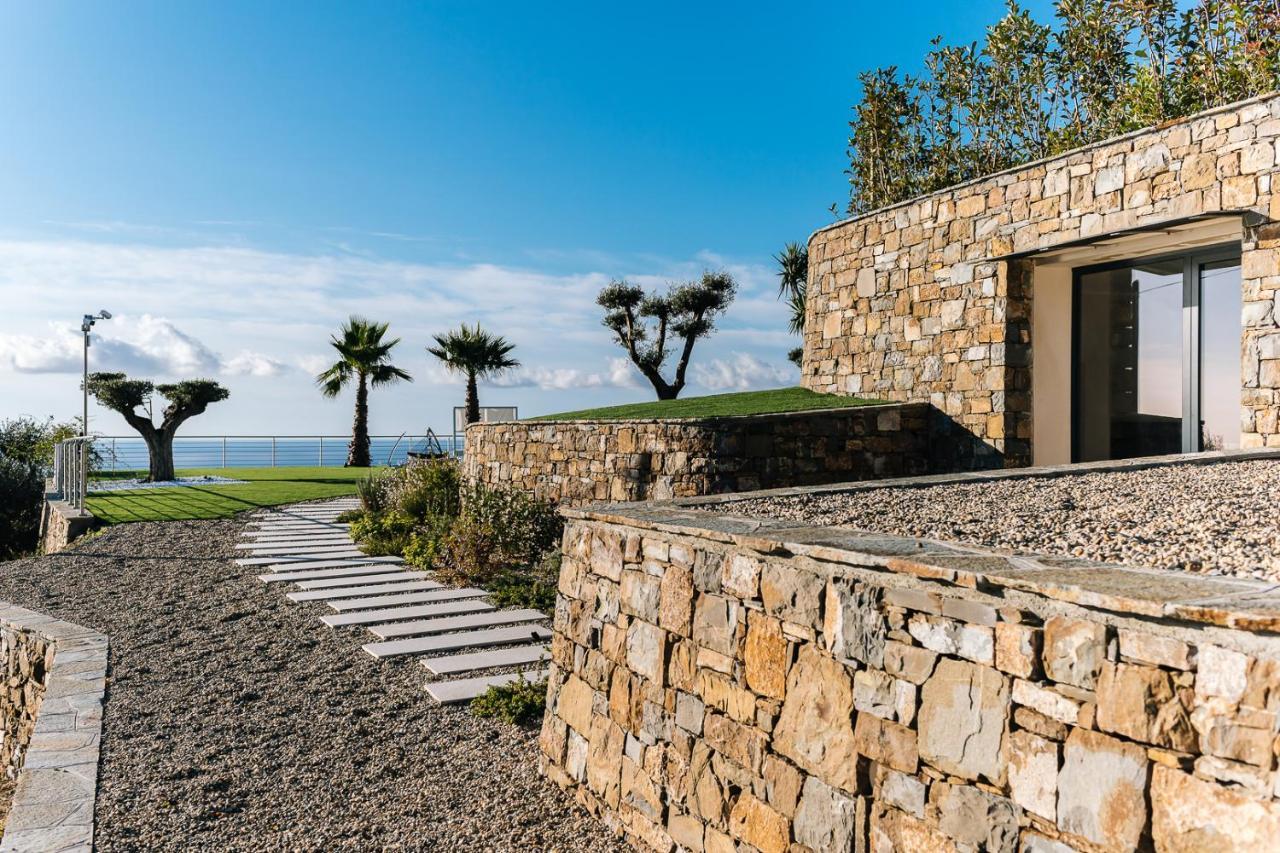 Villa Sabrina Riviera Dei Fiori A Picco Sul Mare Con Piscina Privata ,Wellness & Spa Імперія Екстер'єр фото