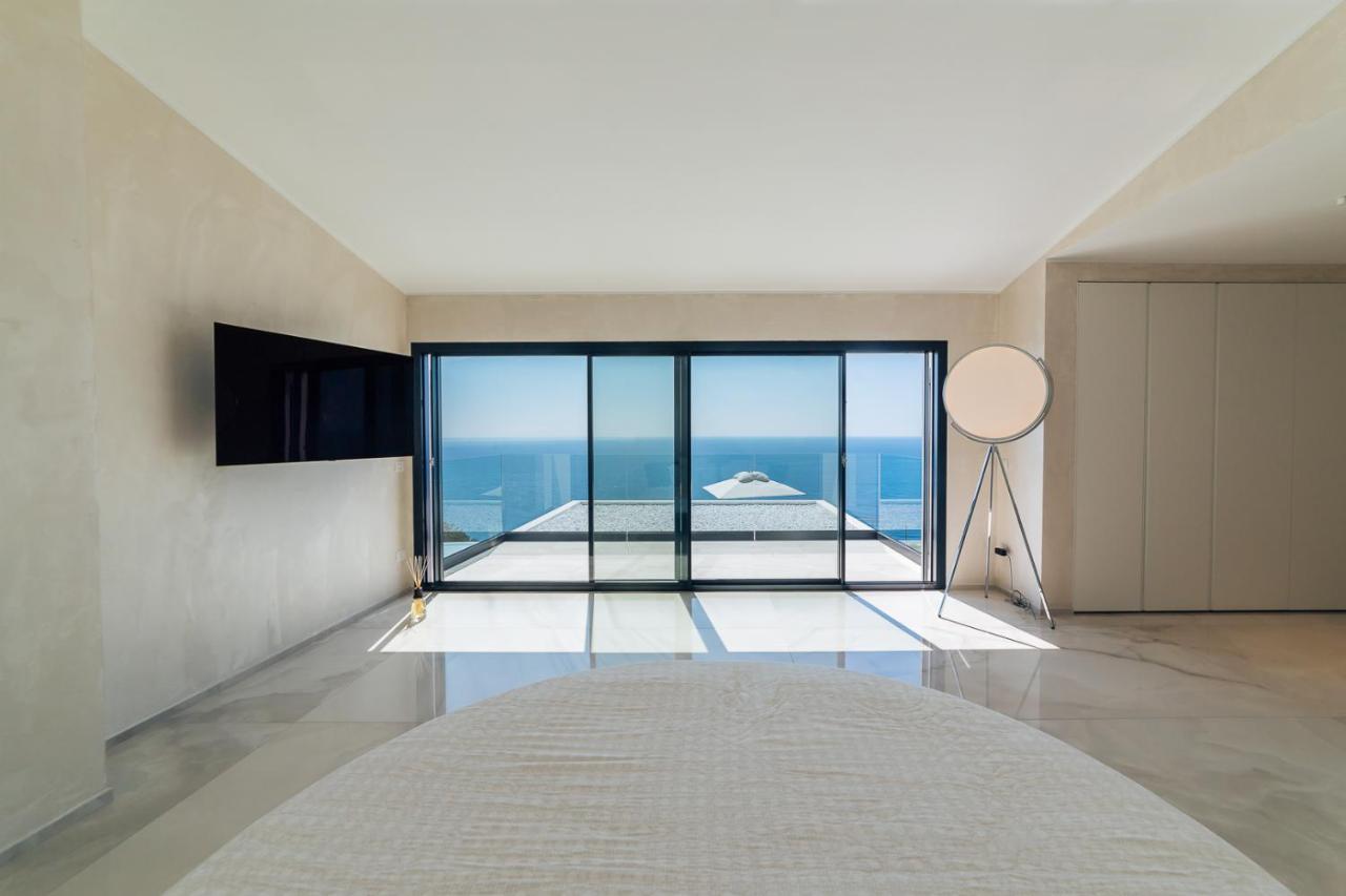 Villa Sabrina Riviera Dei Fiori A Picco Sul Mare Con Piscina Privata ,Wellness & Spa Імперія Екстер'єр фото