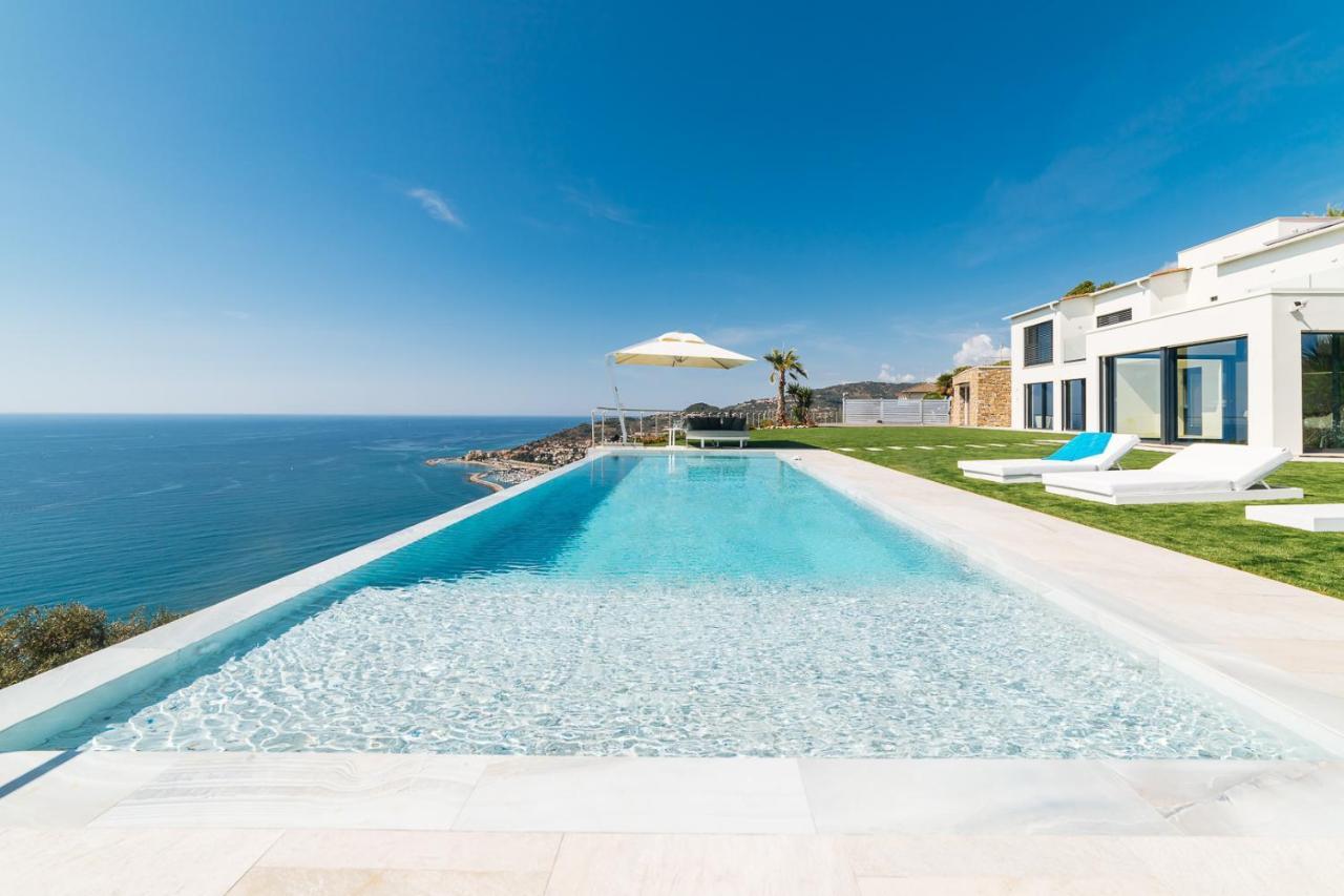 Villa Sabrina Riviera Dei Fiori A Picco Sul Mare Con Piscina Privata ,Wellness & Spa Імперія Екстер'єр фото